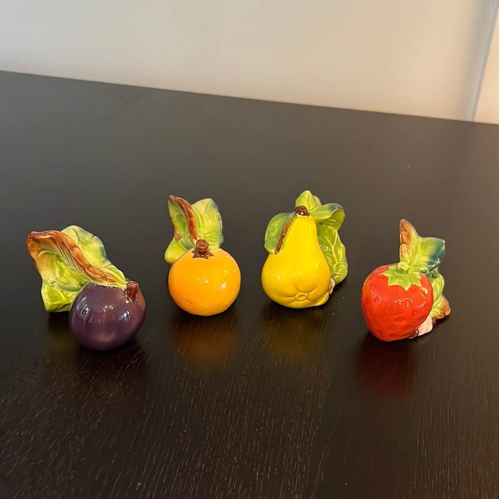 Villeroy and Boch napkin rings